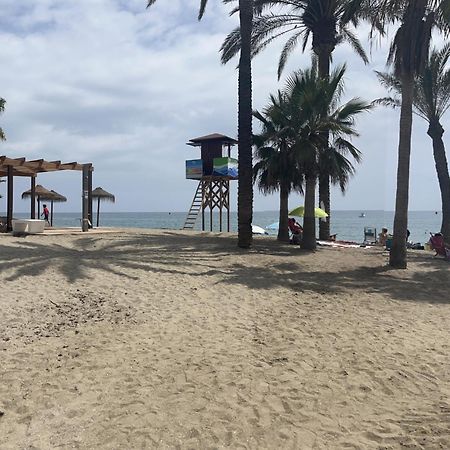 Stunning Apartment 50 Meters From The Sea Benalmádena Esterno foto