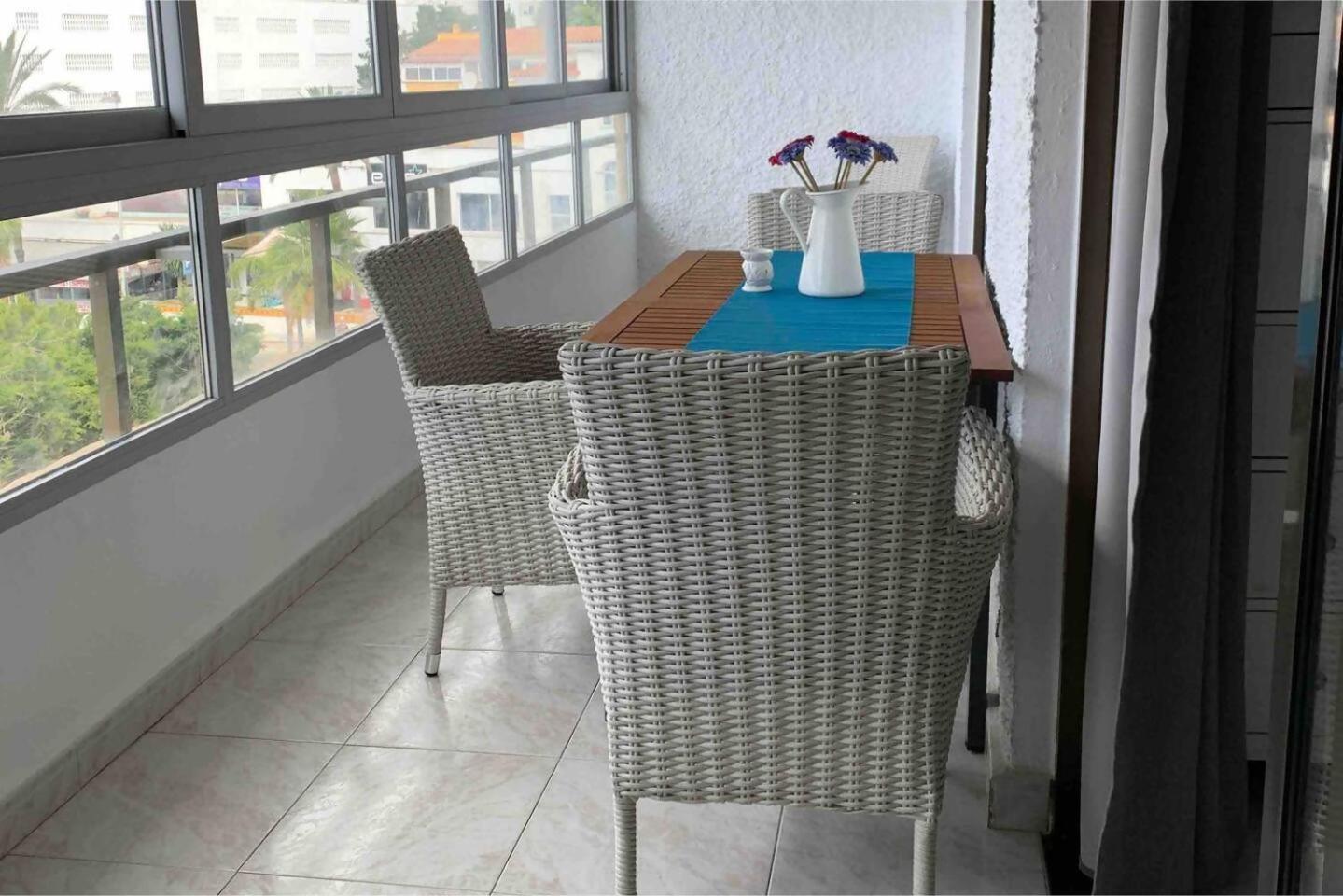 Stunning Apartment 50 Meters From The Sea Benalmádena Esterno foto
