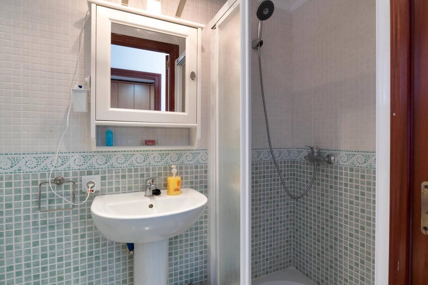 Stunning Apartment 50 Meters From The Sea Benalmádena Esterno foto