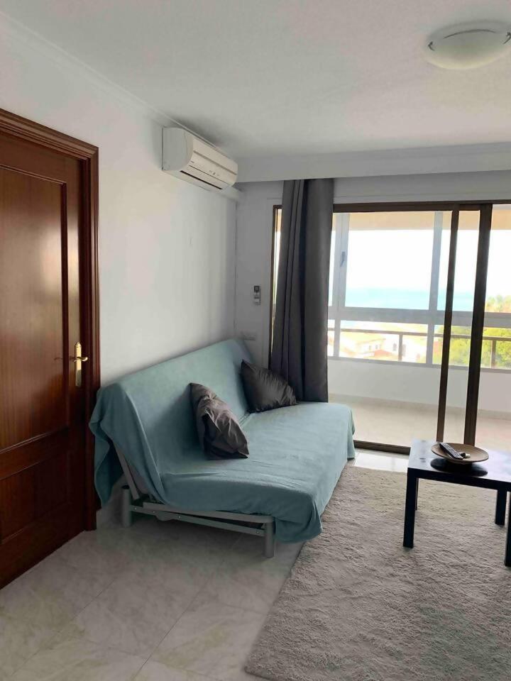 Stunning Apartment 50 Meters From The Sea Benalmádena Esterno foto