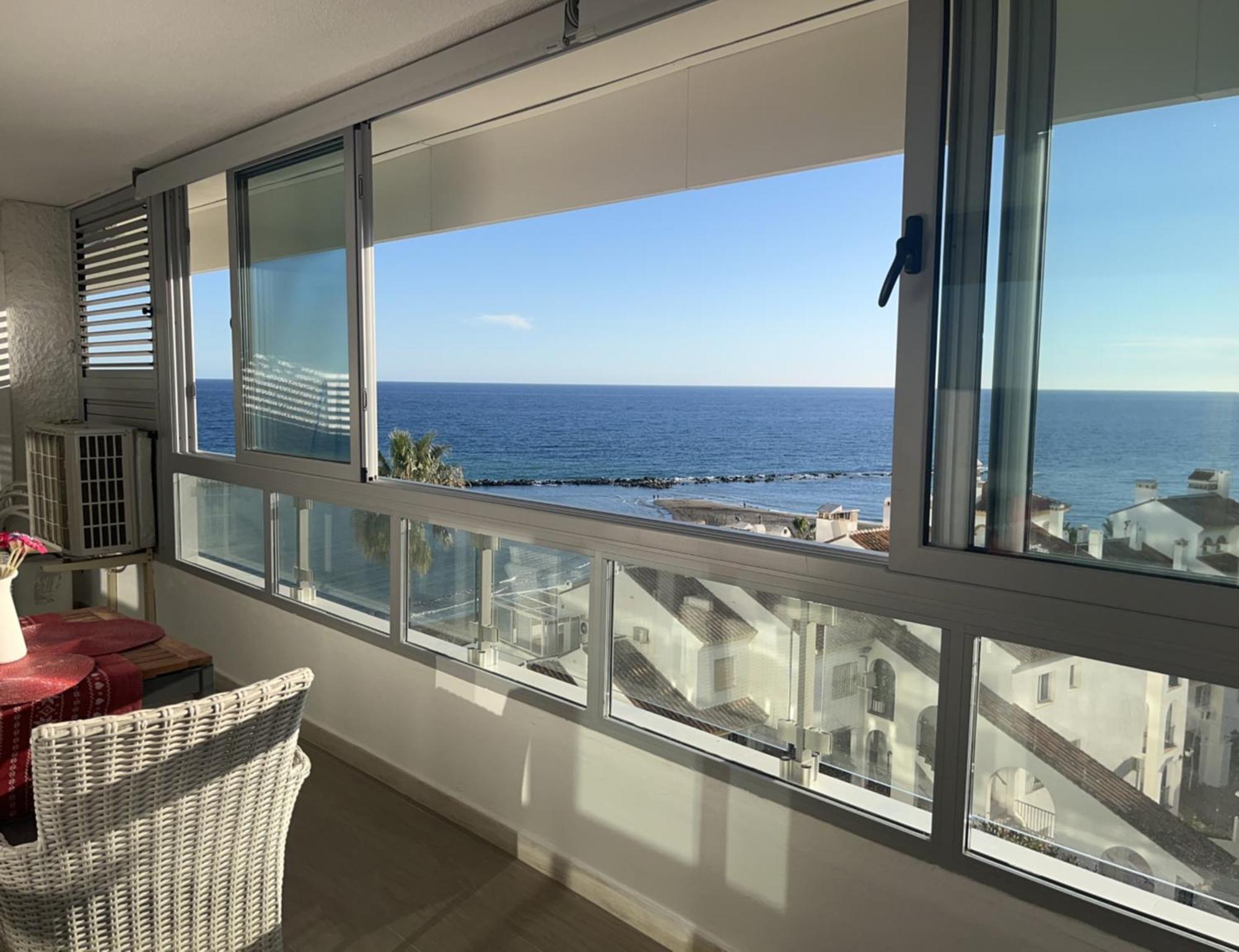 Stunning Apartment 50 Meters From The Sea Benalmádena Esterno foto
