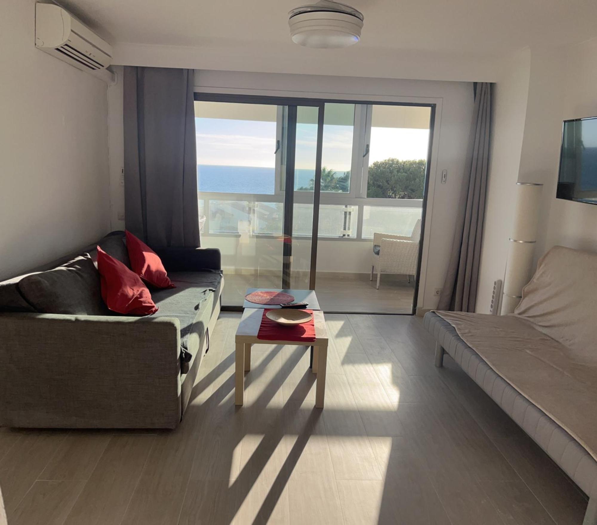 Stunning Apartment 50 Meters From The Sea Benalmádena Esterno foto